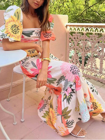 Erika™ – Stilvolles Maxikleid mit leuchtenden Blumen