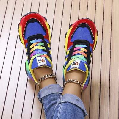Bunte bequeme orthopädische Turnschuhe