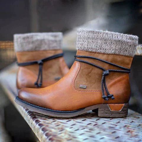 Mia™ - Warme orthopädische Stiefel aus veganem Leder