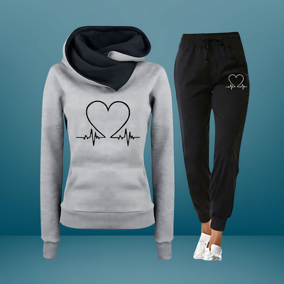 Frieda™ - Bequemer Trainingsanzug mit Herzmotiv