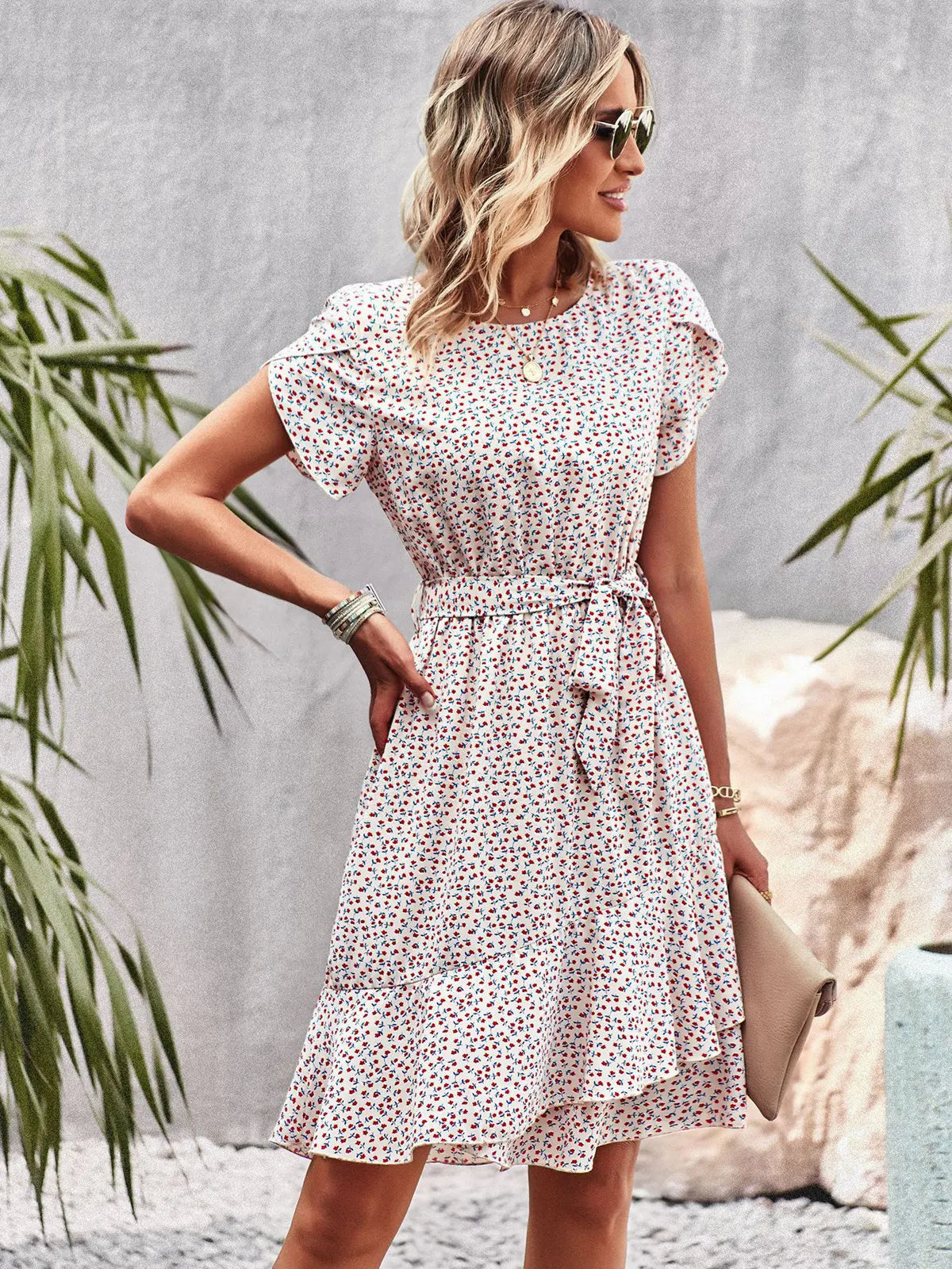 Stella™ - Lässiges Plissee-Blumenkleid
