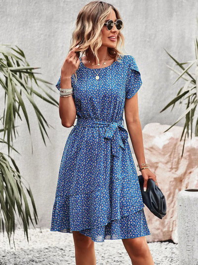 Stella™ - Lässiges Plissee-Blumenkleid