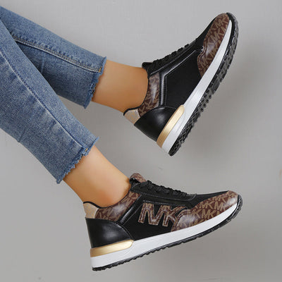 MK - Stilvolle Wildleder-Sneakers
