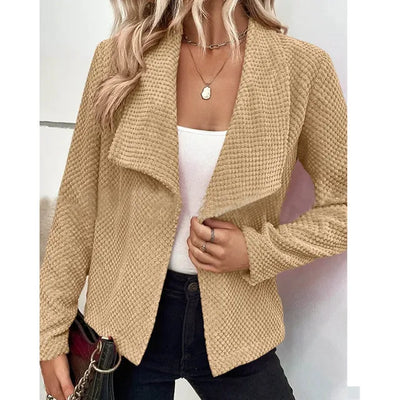 Stilvolle, elegante Blazerjacke mit handgefertigten Details