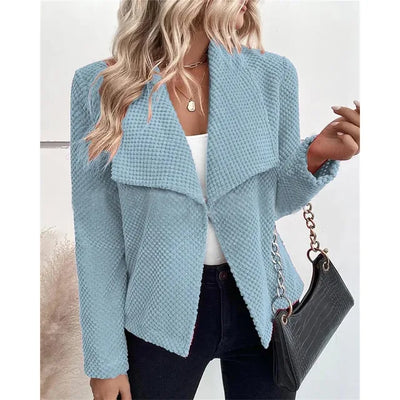 Stilvolle, elegante Blazerjacke mit handgefertigten Details