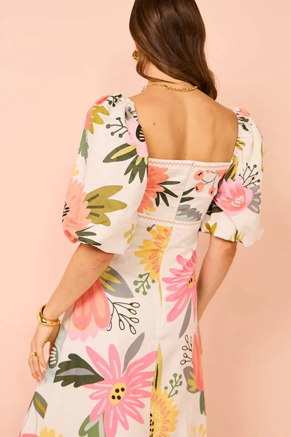 Erika™ – Stilvolles Maxikleid mit leuchtenden Blumen