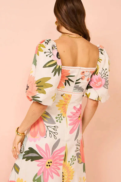 Erika™ – Stilvolles Maxikleid mit leuchtenden Blumen