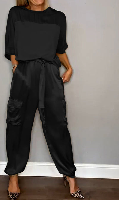 Set mit halbärmeligem Oberteil und Hose aus glattem Satin